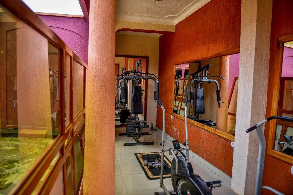 Cari Hotel Kigali Exterior foto